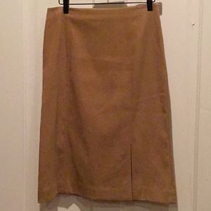 Harold’s knee length pencil skirt
